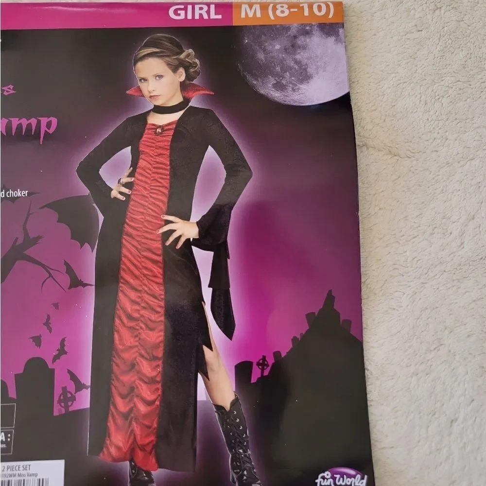 New Halloween costume Miss Vamp size 8/10
